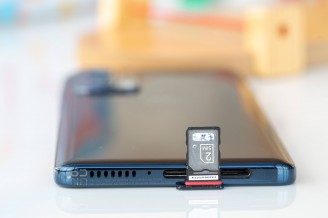Dual SIM tray on the bottom - Motorola Edge 20 Pro review