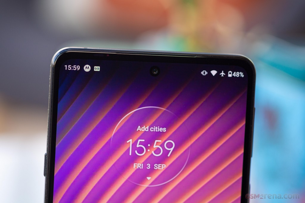 Motorola Edge 20 pictures, official photos