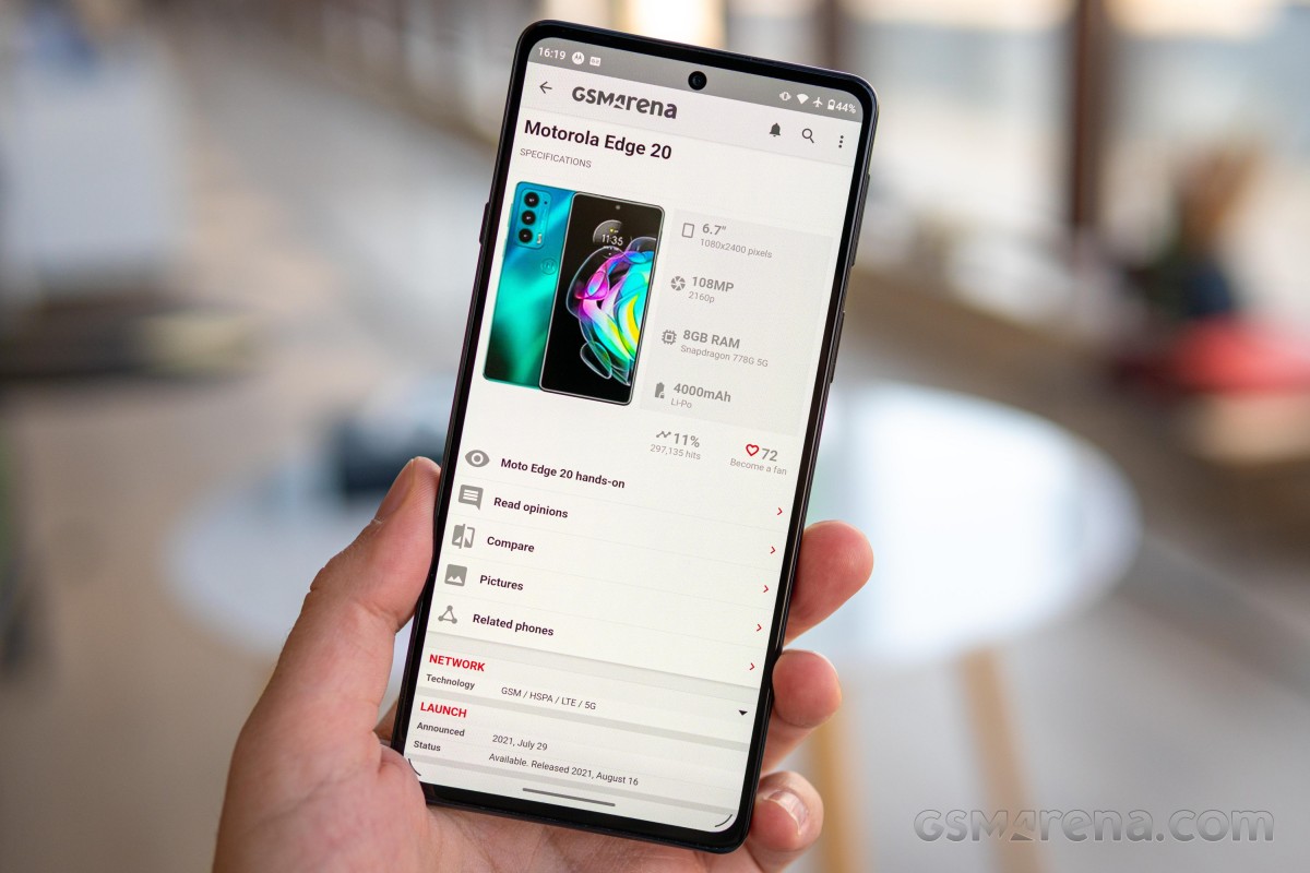 Motorola Edge 20 review