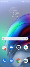Homescreen - Motorola Edge 20 review