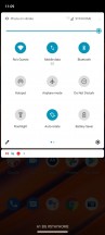 Home screen, grouped notifications and general settings menu - Motorola Moto G10  review