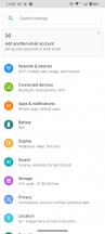 Home screen, grouped notifications and general settings menu - Motorola Moto G10  review