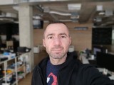 Portrait selfies, 4MP - f/2.2, ISO 100, 1/175s - Moto G9 Power review