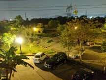 Auto vs Nightscape main camera - f/1.8, ISO 10000, 1/4s - OnePlus 9R hands-on review