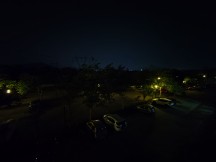 Auto vs Nightscape ultra-wide angle camera - f/2.2, ISO 5000, 1/4s - OnePlus 9R hands-on review