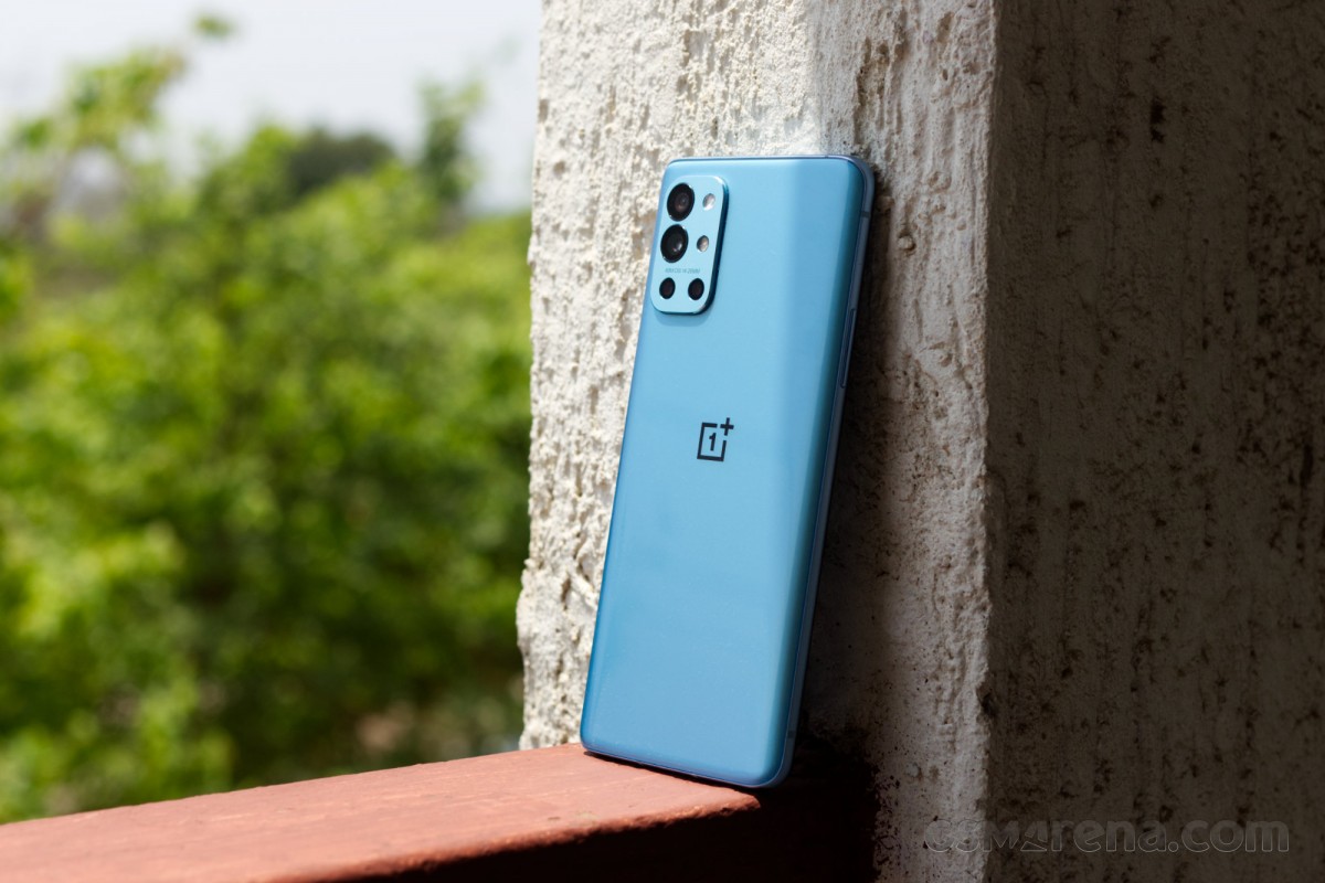 oneplus 9r front camera review