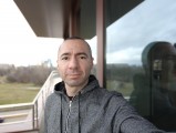 Portrait selfies, 32MP - f/3.5, ISO 131, 1/50s - Oppo Find N review