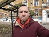 Selfies, 32MP - f/2.4, ISO 100, 1/260s - Oppo Find X3 Pro review