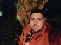 Selfie samples, day and night, Portrait Mode off/on - f/2.2, ISO 3367, 1/25s - Poco X3 Pro long-term review