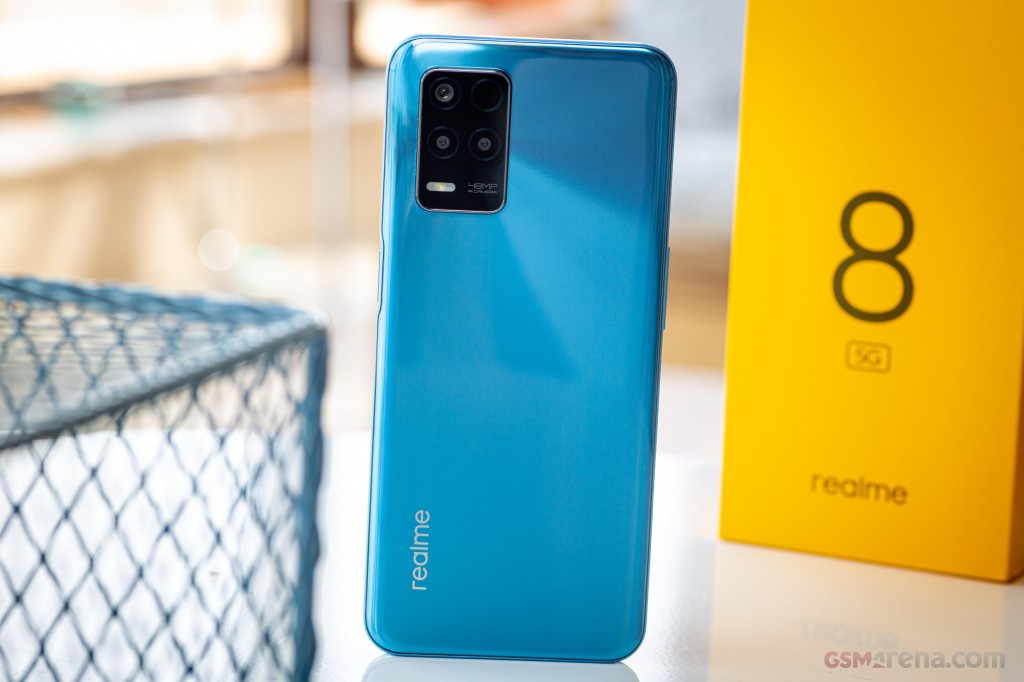 Realme 8 5G pictures, official photos