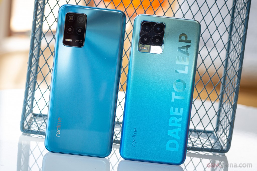 Realme 8 5G pictures, official photos