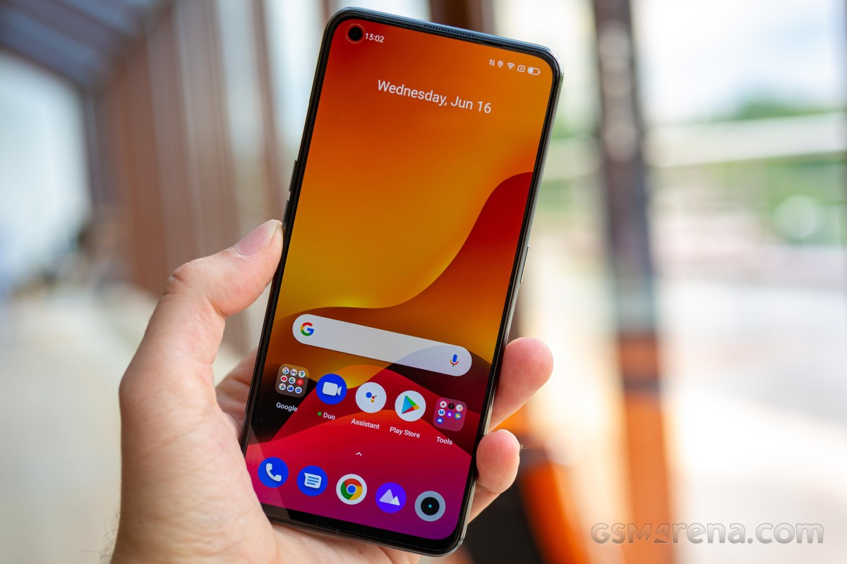 realme gt 5g display