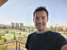 Selfie samples - f/2.5, ISO 111, 1/100s - Realme GT Master review