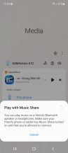 Floating notifications Samsung Music Share - Samsung Galaxy A52 5G review - Samsung Galaxy A52 5G review