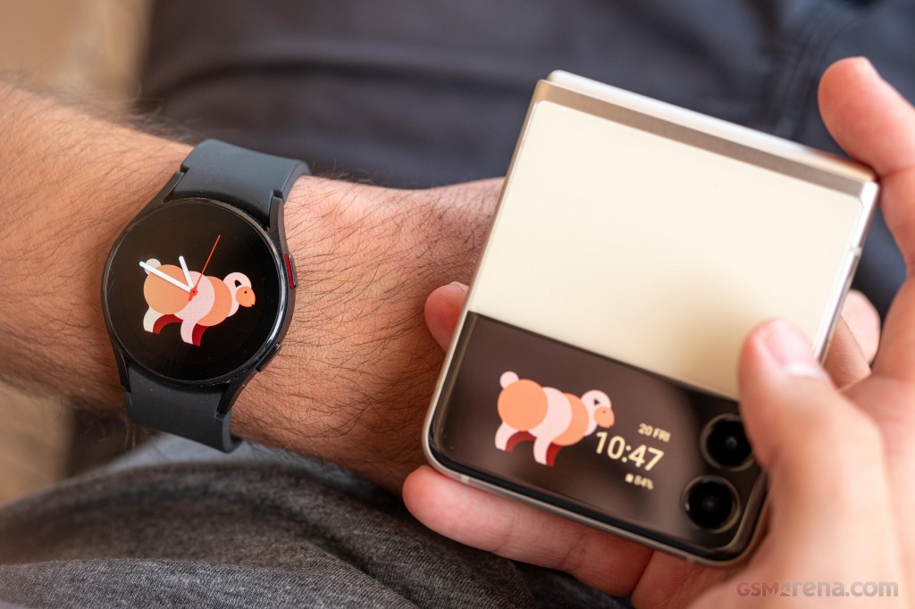 Samsung Galaxy Watch4 pictures, official photos