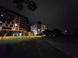 Low-light samples, ultra wide cam - f/2.2, ISO 2500, 1/11s - Samsung Galaxy Z Flip3 5G review