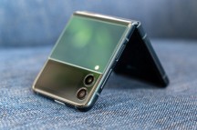 Samsung Galaxy Z Flip3 5G in Green - Samsung Galaxy Z Flip3 5G review
