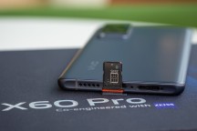 Dual nano SIM slot - vivo X60 Pro review
