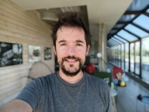 Selfie samples, Portrait mode - f/2.5, ISO 50, 1/204s - Xiaomi 11T review