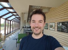 Selfies: Normal - f/2.5, ISO 50, 1/209s - Xiaomi Black Shark 4 review