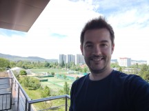 Selfies: Normal - f/2.5, ISO 50, 1/839s - Xiaomi Black Shark 4 review