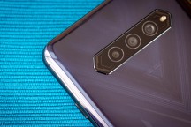 Shoulder triggers - Xiaomi Black Shark 4 review