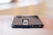 The hybrid dual SIM slot - Xiaomi Mi 11 Lite 5g review