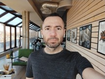 Selfies: Normal - f/2.0, ISO 121, 1/100s - Xiaomi Redmi 9T  review