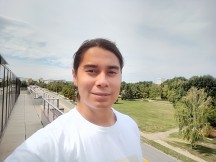 UD selfie camera: Normal - f/2.0, ISO 100, 1/668s - ZTE Axon 30 5G review