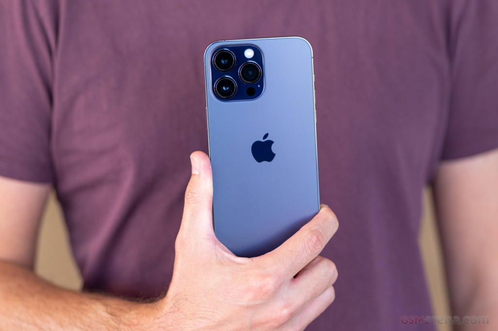 Apple iPhone 14 Pro pictures, official photos