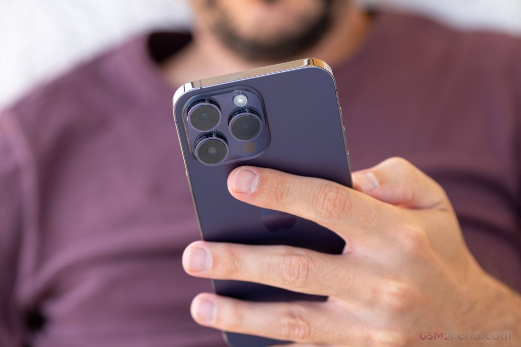 Apple iPhone 14 Pro pictures, official photos