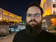 Asus ROG Phone 6 Pro: 12MP selfie camera low-light samples - f/2.5, ISO 1680, 1/13s - ASUS ROG Phone 6 Pro review