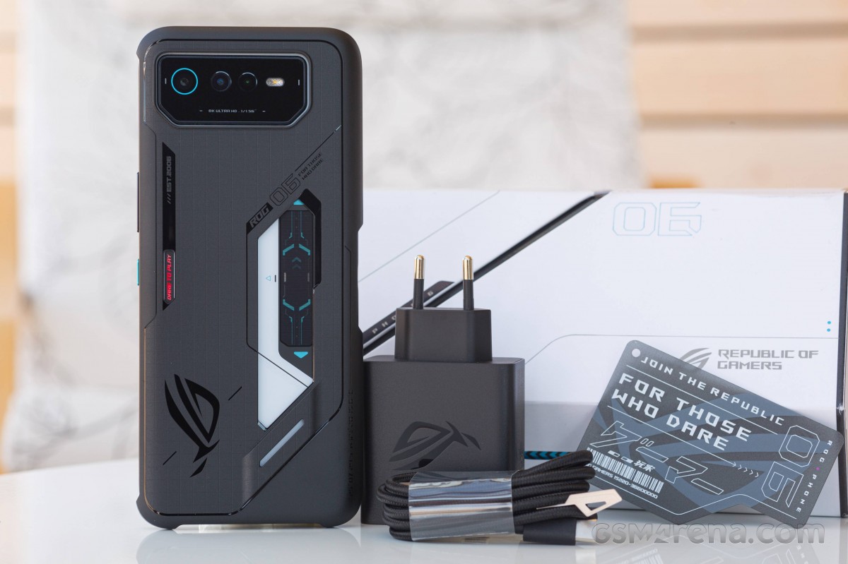 ROG Phone 6 Pro, Phones