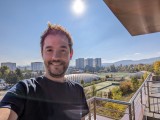 Selfie samples, wide (0.7x) - f/2.2, ISO 39, 1/4310s - Google Pixel 7 Pro review