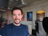 Selfie portrait samples, wide (0.7x) - f/2.2, ISO 73, 1/24s - Google Pixel 7 Pro review