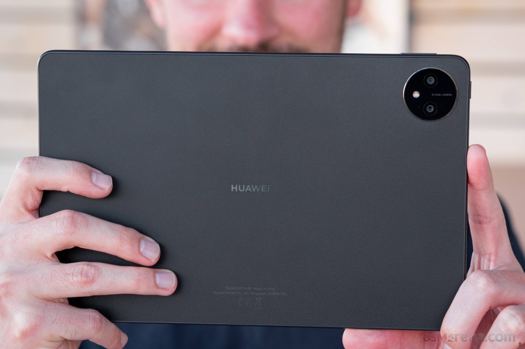 Huawei MatePad Pro 11 (2022) pictures, official photos