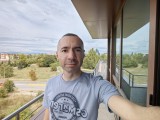 Selfies wide camera 19mm, 13MP - f/2.4, ISO 50, 1/313s - Huawei nova 10 Pro review