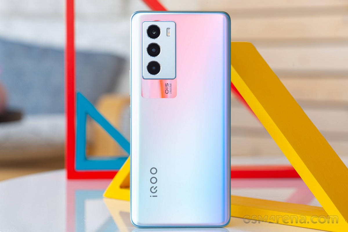 Iqoo 9 SE review