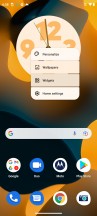 Widgets - Motorola Edge 30 Pro review