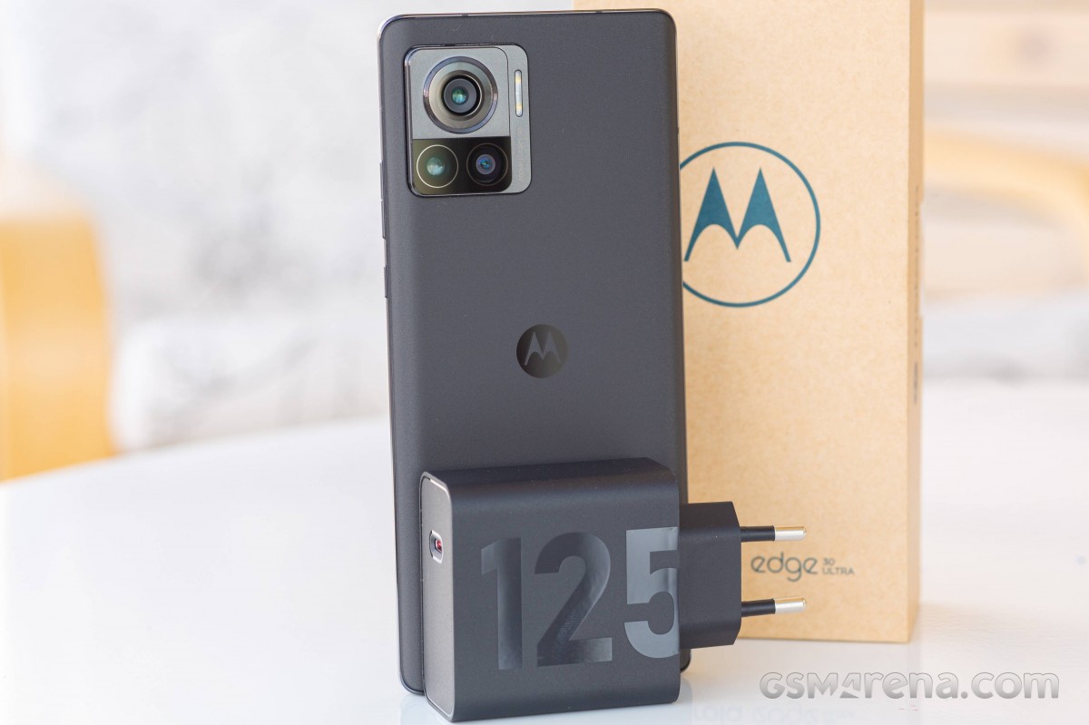 Motorola Edge 30 Ultra hands-on review