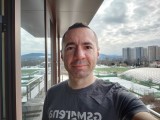 Selfies - f/2.2, ISO 100, 1/490s - Motorola Moto G200 5G review