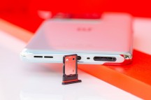 SIM tray - OnePlus 10T review