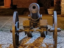 Night Mode 5x zoom samples - f/1.9, ISO 1940, 1/7s - OnePlus Nord 2 long-term review