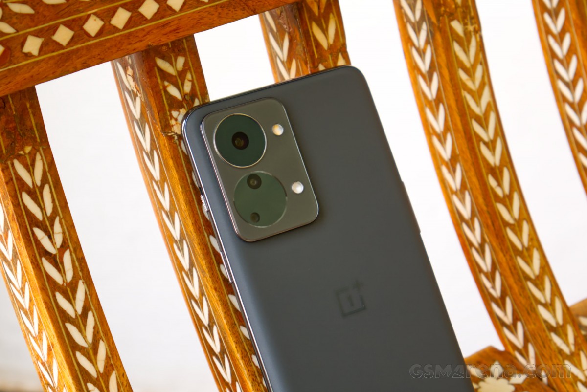 OnePlus Nord 2T 5G hands-on review -  tests