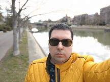 Selfie samples, day and night, Portrait mode off/on - f/2.8, ISO 152, 1/100s - Oppo Find N long-term review