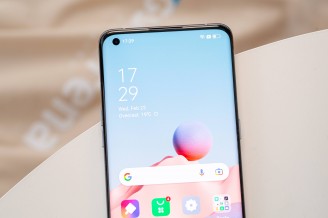 Top speaker (between the display glass and the frame) - Oppo Find X5 Pro review