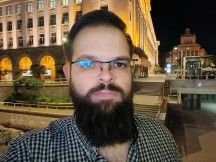 Oppo Reno8 Pro: 32MP night mode selfie camera samples - f/2.4, ISO 4496, 1/14s - Oppo Reno8 Pro review