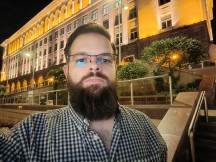 Oppo Reno8 Pro: 32MP low-light selfie camera samples - f/2.4, ISO 4700, 1/14s - Oppo Reno8 Pro review