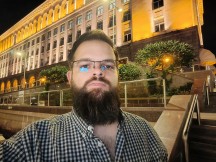 Oppo Reno8 Pro: 32MP night mode selfie camera samples - f/2.4, ISO 5060, 1/14s - Oppo Reno8 Pro review