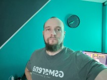 Low-light selfies: Normal - f/2.4, ISO 6535, 1/13s - Oppo Reno8 review